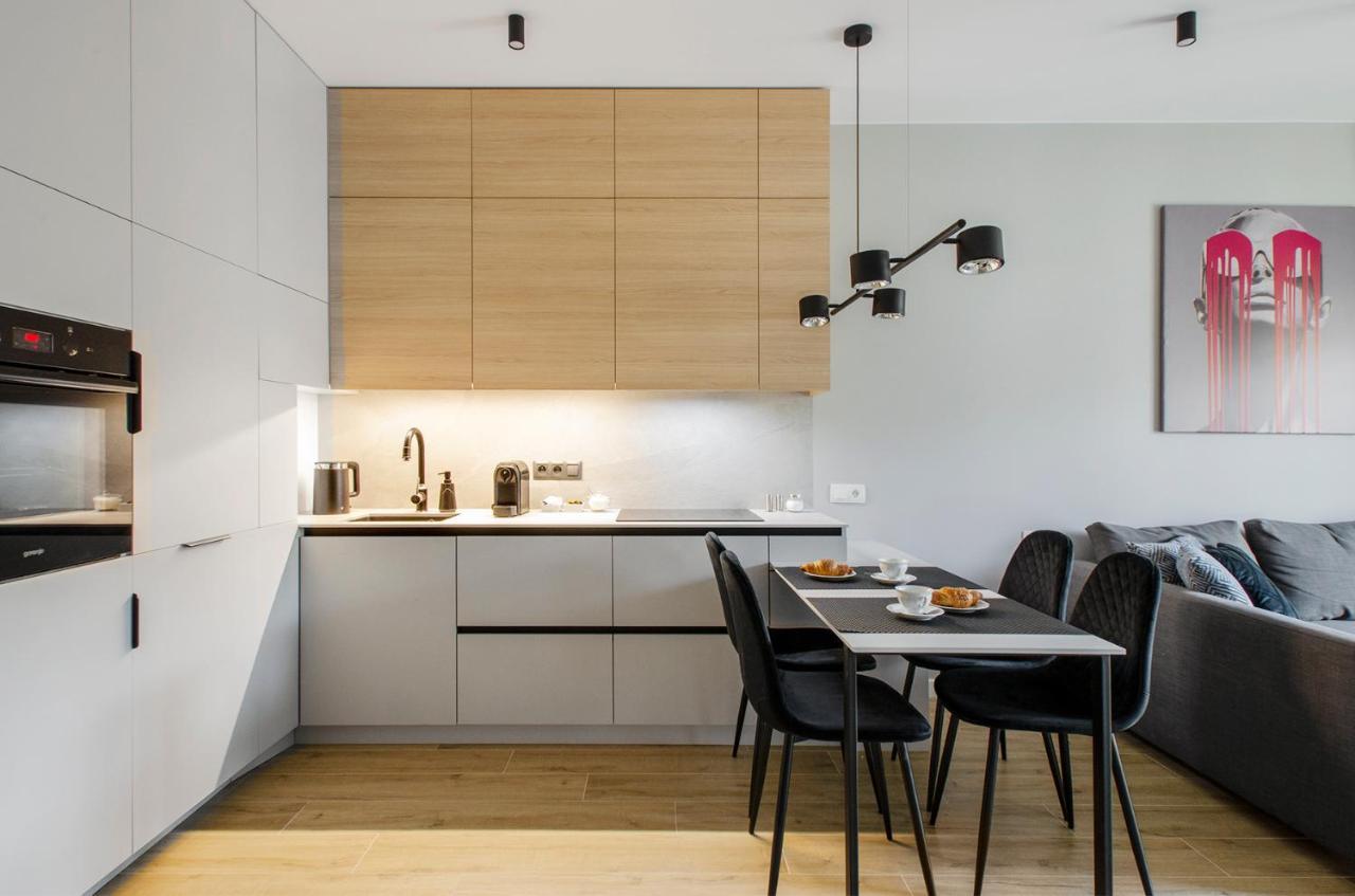 Apartament Manufaktura Centrum Z Klimatyzacja Лодзь Екстер'єр фото